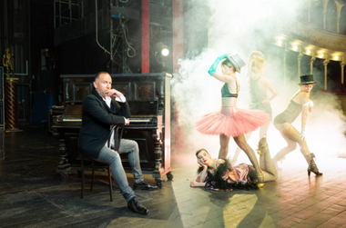 Spectacolul „Cabaret”, de Răzvan Mazilu, premieră la Teatrul Odeon