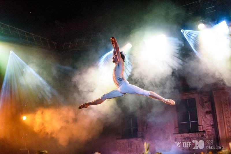 Ziua Mondială a Baletului - „Sergei Polunin Up, Close and Personal”, înregistrat anul acesta la Castelul Bánffy, disponibil online