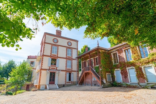 Emmanuel Macron va inaugura Muzeul Dreyfus în casa lui Emile Zola, autorul celebrului text "J'accuse" - FOTO
