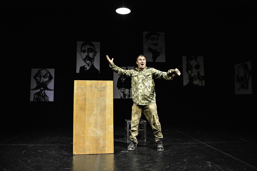 „Bravul soldat Švejk” şi „Sunt o babă comunistă”, în weekend pe scena Teatrului Naâional din Sibiu