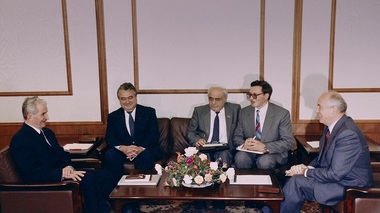 Documentar-anchetă "Procesul Ceauşescu: O revoluţie furată", între premierele lunii decembrie la National Geographic
