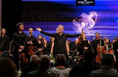 „Capriciul Român” de George Enescu în interpretarea lui David Grimal, online