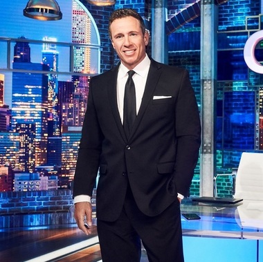 CNN l-a suspendat pe prezentatorul-vedetă Chris Cuomo 