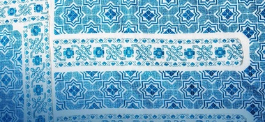 Colecţie de ii vechi şi colaje, prezentate la Muzeul Naţional al Ţăranului Român