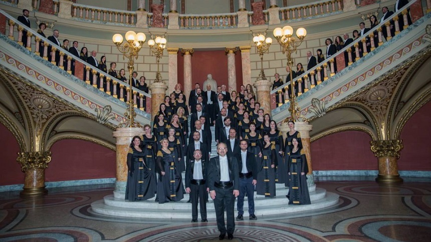 Corurile Filarmonicii „George Enescu” şi al Operei Naţionale sărbătoresc Crăciunul pe scena Ateneului Român