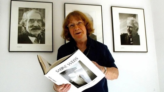 Fotografa de origine elveţiană Sabine Weiss, figură a umanismului, a murit la 97 de ani