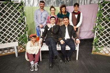 Ziua Culturii Naţionale la Teatrul „George Ciprian” - Recital de muzică şi poezie şi cinci spectacole online