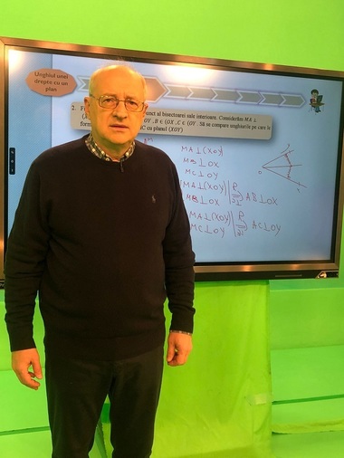 Un nou sezon al emisiunii „Teleşcoala” începe la TVR 2
