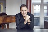 INTERVIU - Anthony Horowitz, autorul seriei „Alex Rider”: Dacă faci televiziune în secolul 21, trebuie să fii conştient de noul mod în care gândesc oamenii. Nu vrem să jignim, să fim de modă veche şi nici controversaţi