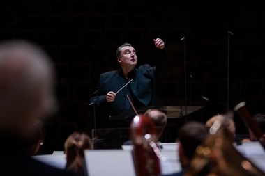 Royal Opera House l-a concediat pe dirijorul rus Pavel Sorokin