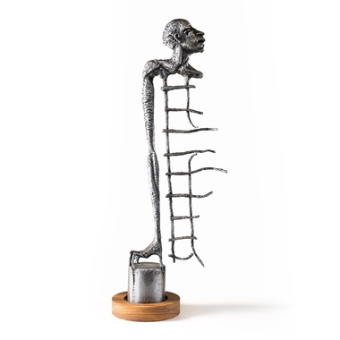 „Forgotten Past” de Daniel Rădulescu, cel mai scump lot în Licitaţia de Sculptură. Creaţia lui Brâncuşi „Le Crocodile”, adjudecată la 3.000 de euro - FOTO