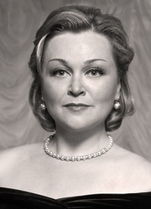 Maria Berezovska, mezzosoprana operei din Kiev, a jucat pe scena Operei Naţionale Bucureşti - VIDEO