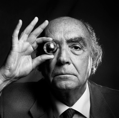 „Poemele posibile. Antologie (1966-1975)” de José Saramago, publicată de Polirom cu prilejul centenarului naşterii marelui scriitor portughez