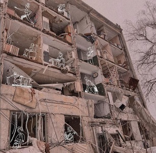 Saşa Anisimova, artista ucraineană ce redă viaţă ruinelor din ţara sa - FOTO