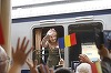 Popas al Trenului Regal la Buzău - Membrii familiei regale au discutat cu cei veniţi să îi întâmpine - FOTO