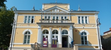 A 30-a ediţie a Galei UNITER - Artiştii teatrului românesc, împreună la Bistriţa