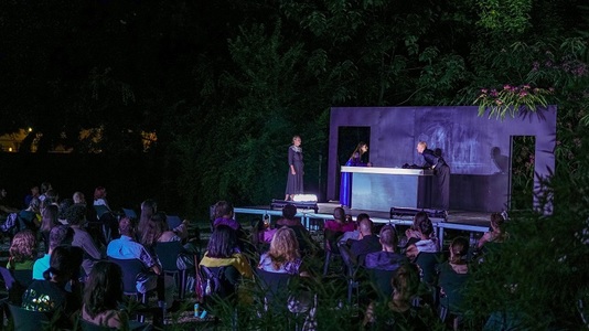 Zilele unteatru 2022 în Gradina Casei Universitarilor: O săptămână de teatru şi muzică 