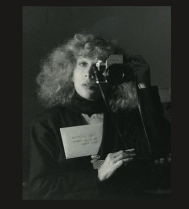 Artista de origine română Irina Ionesco, cunoscută pentru fotografiile erotice cu fiica ei, a murit