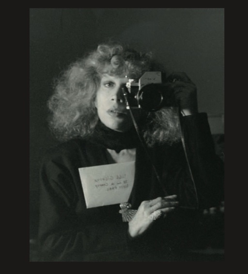 Artista de origine română Irina Ionesco, cunoscută pentru fotografiile erotice cu fiica ei, a murit