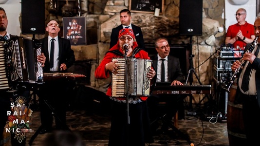 Zilele Caleido: Concerte cu Taraful de la Vărbilău, Johny Romano, teatru,  cultură romă şi gastronomie, între 25 - 28 august, în Piaţa Ferentari