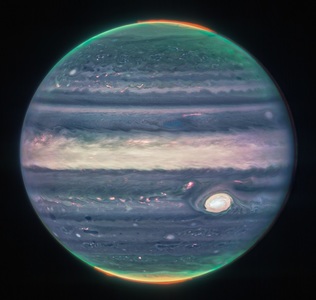 NASA a lansat noi imagini impresionante ale lui Jupiter cu ajutorul telescopului spaţial James Webb