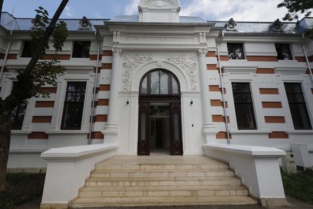 Buzău - Clădirea unui fost spital, monument istoric, reabilitată şi transformată în centru muzeal - FOTO
