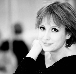 Medeea Marinescu: „Arta Valeriei Seciu ar trebui studiată la clasele de actorie”