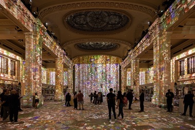 Klimt şi Hundertwasser, prezentaţi într-un centru de artă digitală deschis într-o fosta bancă din cartierul newyorkez Tribeca - FOTO