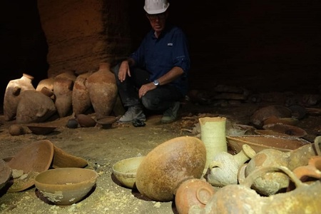 Autorităţile israeliene au anunţat descoperirea unui cavou funerar din epoca lui Ramses al II-lea