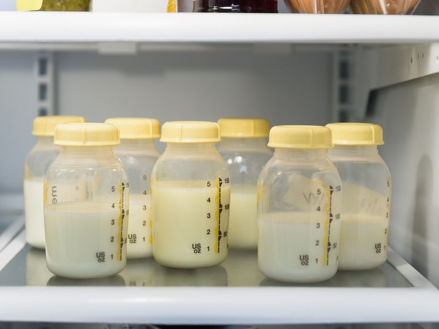 Microplastice au fost detectate în laptele matern pentru prima dată - studiu