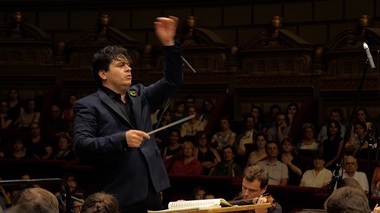 Cristian Măcelaru revine la Ateneul Român, la pupitrul Filarmonicii „George Enescu”