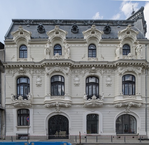 Monumentul istoric Casa Miţa Biciclista deschide sezonul de iarnă cu o serie de evenimente-tribut/ FOTO