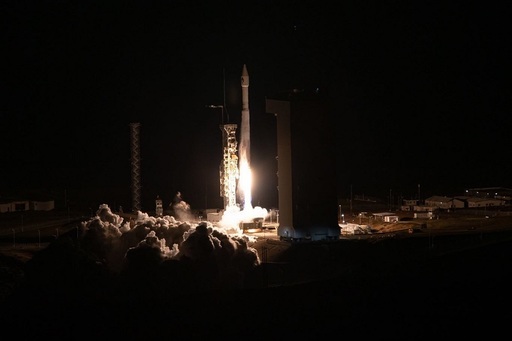 Capsula spaţială Orion a NASA s-a mutat pe partea îndepărtată a Lunii
