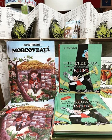 Cărţile copilăriei la Gaudeamus 2022 - „Morcoveaţă”, „Buratino”, „Alice”, „Grinch” şi „un basm sucit”, la standul Editurii Arthur/ FOTO