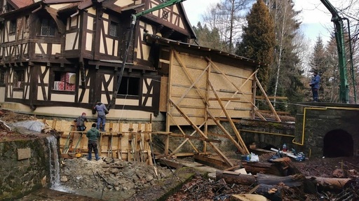 Vila Şipot, „Casa Arhitecţilor” care au construit domeniul regal Peleş, a intrat într-un amplu proces de consolidare - FOTO