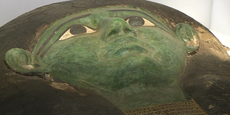 Un sarcofag antic din lemn, expus la Muzeul de Ştiinţe Naturale din Houston, a fost returnat Egiptului
