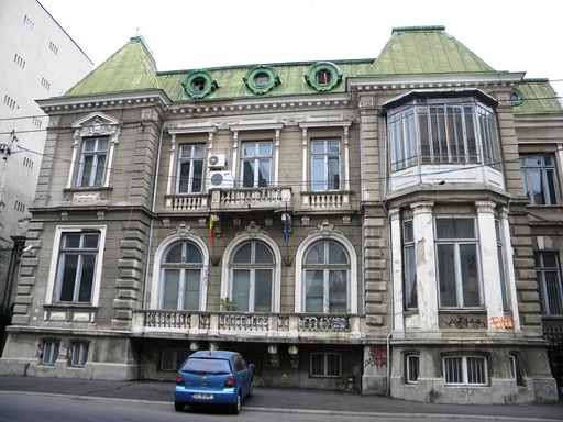 Caşa Suţu din Calea Griviţei, Pinacoteca de pe Lipscani şi clădirea Teatrului "Bulandra" din Schitu Măgureanu, între imobilele care vor fi renovate prin Programul Naţional de consolidare a clădirilor cu risc seismic