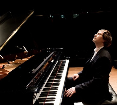 Muzicianul canadian Steve Barakatt, pentru prima dată în România. Concertul face parte din turneul mondial „Néoréalité”