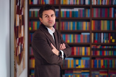 Naratorul de cărţi în format audio, o nouă profesie creată de digitalizare pe piaţa muncii. Dan Vidraşcu: "Un audiobook ia naştere în 45 de zile"