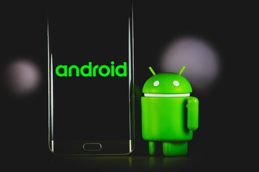 Directoratul Naţional de Securitate Cibernetică: Dispozitive Android noi vândute în China sunt livrate cu malware