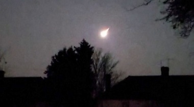 Un mic asteroid a intrat în atmosfera Pământului şi a fost văzut deasupra Canalului Mânecii - VIDEO