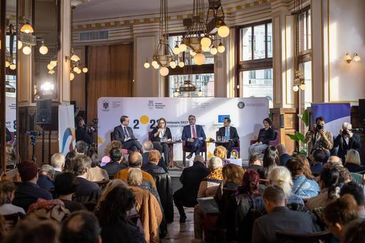 Deschiderea programului Timişoara - Capitală Europeană a Culturii. Dominic Fritz: „Vor fi peste 5.000 de artişti implicaţi şi suntem siguri că vom atrage 500.000 de musafiri în Timişoara. Vrem să promovăm cultura europeană”