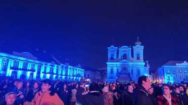 UPDATE - Pană de curent, la Opera din Timişoara, deschiderea Capitalei Europene a Culturii/ Ciucă: Este o chestiune de pregătire tehnică/ Fritz: În 2007, la ceremonia de deschidere, a picat curentul. Eu o iau ca un semn bun/ Reacţia E-Distribuţie Banat