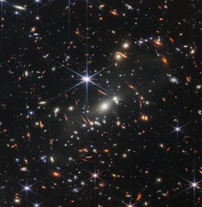 Telescopul spaţial James Webb a depistat existenţa populaţiilor de galaxii din Universul primordial - studiu