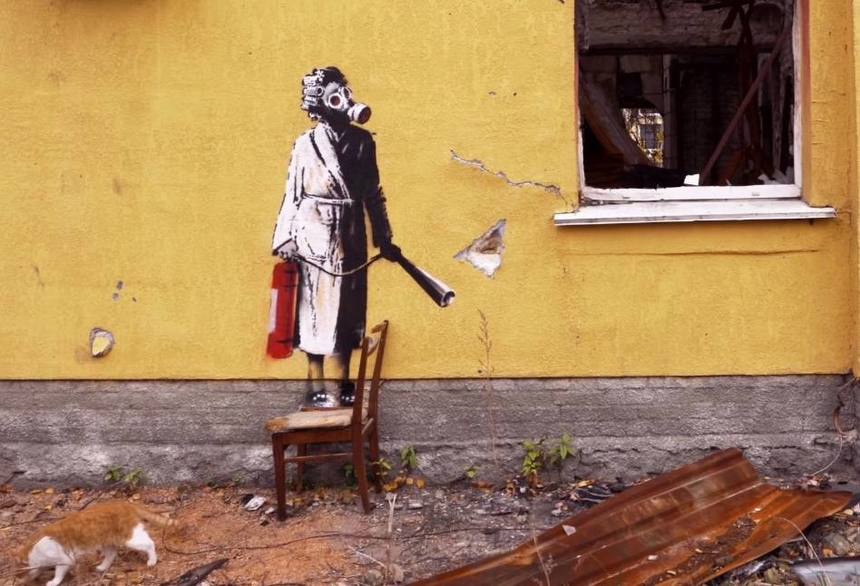 Autorităţile ucrainene instalează sticlă de protecţie în jurul picturilor murale ale lui Banksy vizate de hoţi