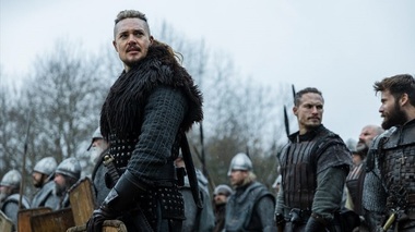 Noutăţi pe Netflix în aprilie: Serialul de comedie "Beef", lungmetrajul "Seven Kings Must Die", sezonul doi din "Sweet Tooth", filmul românesc "Taximetrişti" - FOTO/VIDEO