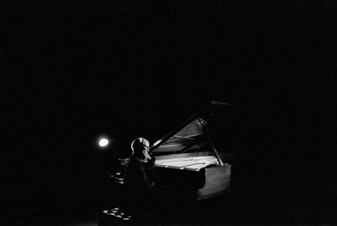 Compozitorul japonez Ryuichi Sakamoto, pionier al muzicii electronice şi autor a numeroase partituri de film precum "The Last Emperor" şi The Revenant", a murit