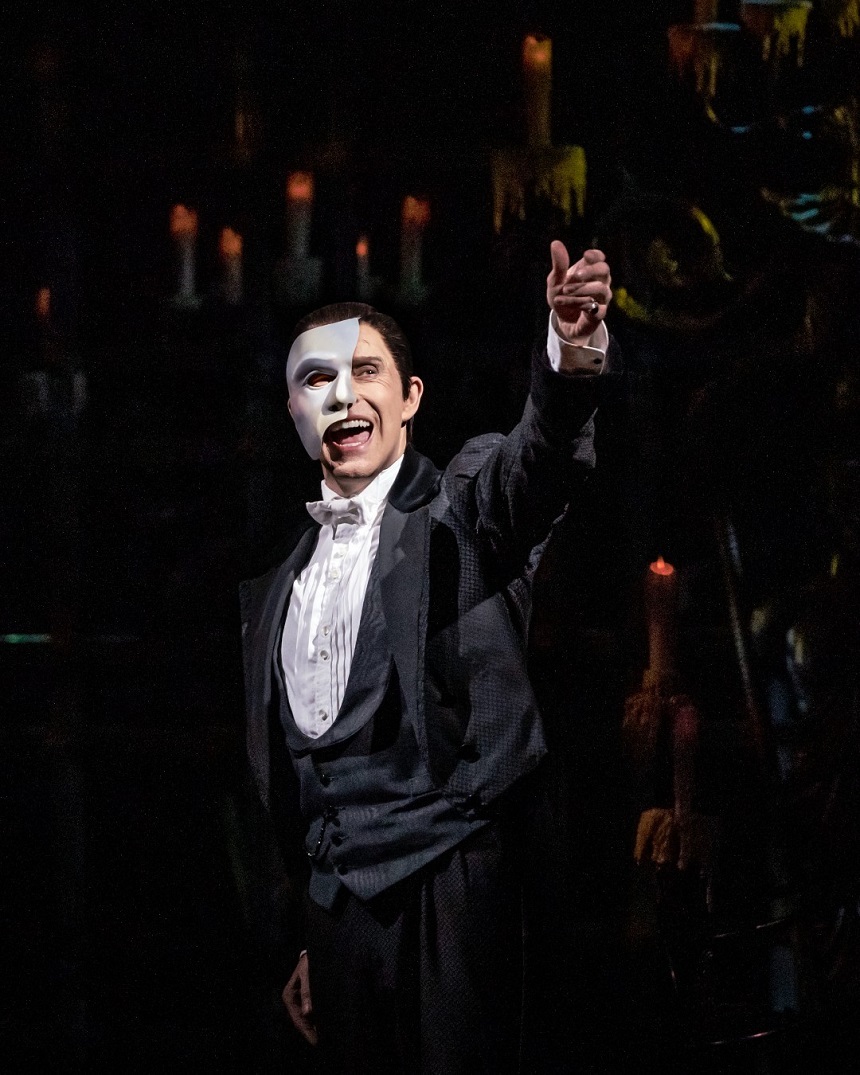 Cortina a coborât definitiv pentru cel mai logeviv musical de pe Broadway, "Fantoma de la Operă" - VIDEO