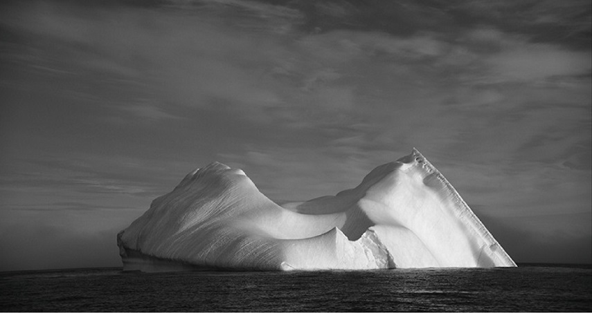 Gheţarii din Groenlanda şi Islanda, fotografiaţi în alb şi negru de Leonard Alecu 