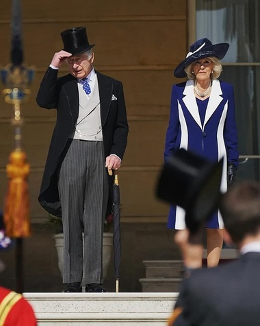 Regele Charles al III-lea şi regina Camilla au înregistrat un mesaj vocal pentru pasagerii din metroul londonez: „Vă dorim tuturor un minunat weekend de încoronare. Păşiţi cu atenţie!” - AUDIO